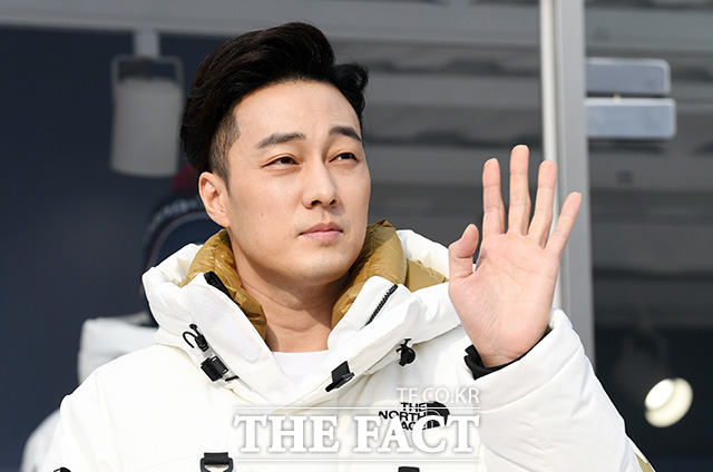 소지섭의 달라진 이마라인 | 인스티즈