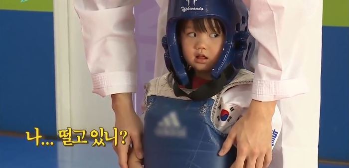 [오마이베이비] 누나랑 싸우기 싫은 태오 (feat. 누나지킴이) | 인스티즈