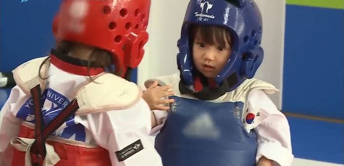 [오마이베이비] 누나랑 싸우기 싫은 태오 (feat. 누나지킴이) | 인스티즈