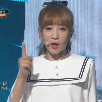 상큼함이 가득한 무대를 보여준 오늘자 러블리즈.gif | 인스티즈