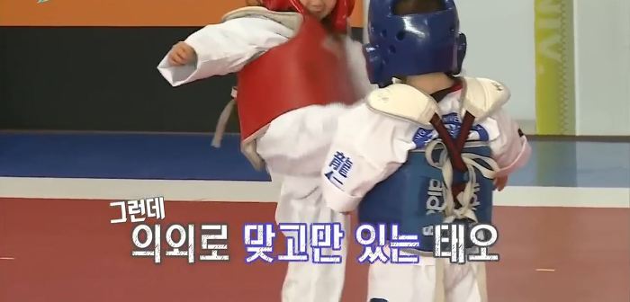 [오마이베이비] 누나랑 싸우기 싫은 태오 (feat. 누나지킴이) | 인스티즈