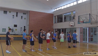 줄을 서시오~.gif | 인스티즈