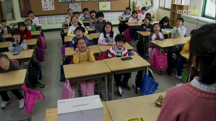 [지붕뚫고하이킥] 반장 정해리.jpg | 인스티즈