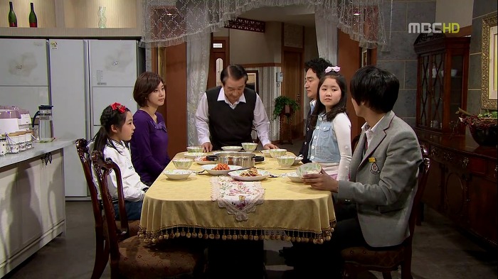 [지붕뚫고하이킥] 반장 정해리.jpg | 인스티즈