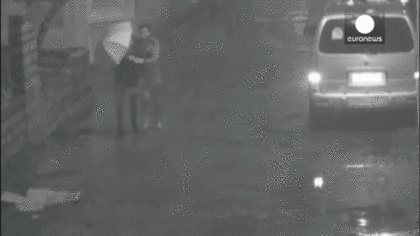 중국의 맨홀 살인 미수 사건 CCTV | 인스티즈