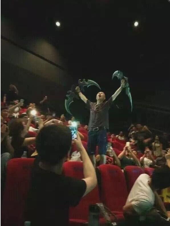 중국 영화 관객들 패싸움 ㄷㄷ .jpg | 인스티즈