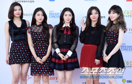 역장님 된 기념 레드벨벳 | 인스티즈