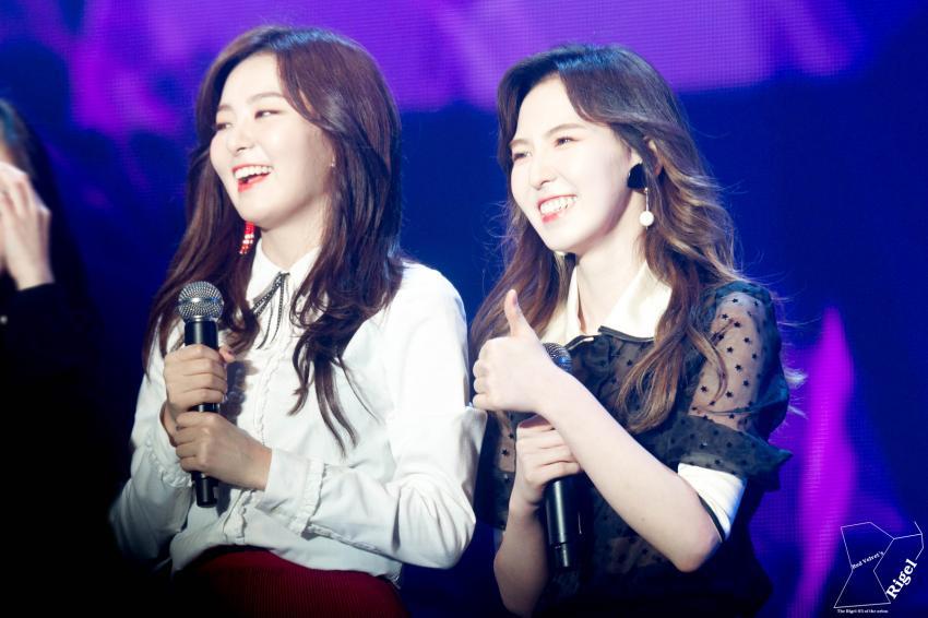 역장님 된 기념 레드벨벳 | 인스티즈