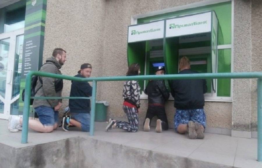 돈을 존경하는 자세 | 인스티즈