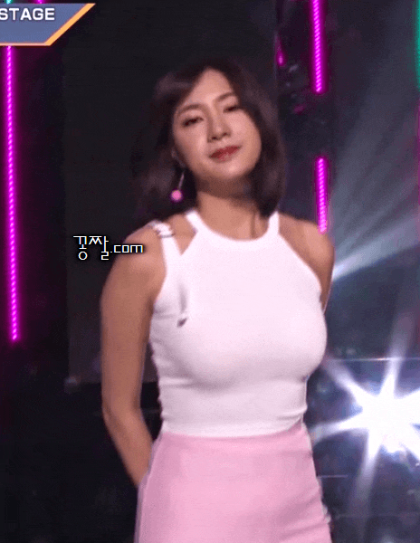 잠이 안와서 하영이 공연사진 몇개만.jpg | 인스티즈