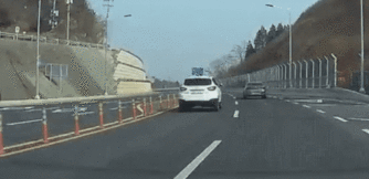 3초만에 가 바뀌는 도로.gif | 인스티즈