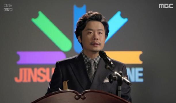 소름돋게 닮은 배우 2명 | 인스티즈