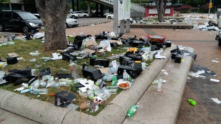 빅뱅 콘서트에 쓰레기 폭탄 맞은 상암 | 인스티즈