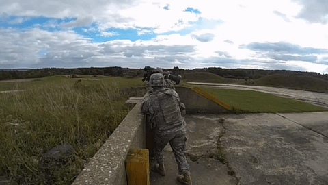 슬로모션으로 보는 최고의 무기발사장면 | 인스티즈