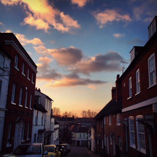 그래서 나는 이 긴 새벽을 온통 너로 지새웠었다고 | 인스티즈