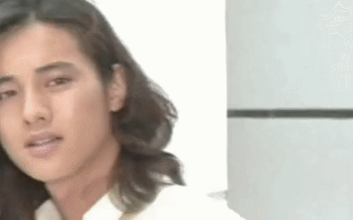 헌팅 술집 가기로 했는데 옷 이상하게 입고 온 친구 | 인스티즈