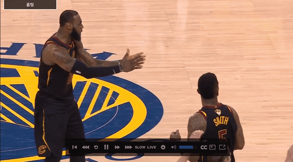 르브론 제임스 스미스에 대한 표정ㄷㄷㄷ .gif | 인스티즈