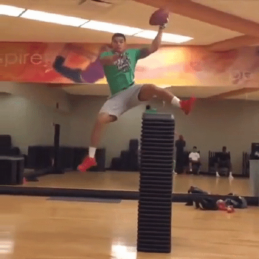 천상계 피지컬ㄷㄷㄷ.gif | 인스티즈