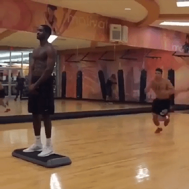 천상계 피지컬ㄷㄷㄷ.gif | 인스티즈