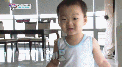 애교주머니를 가지고 태어난 모태귀요미 민국이 모음.gif (데이터주의) | 인스티즈