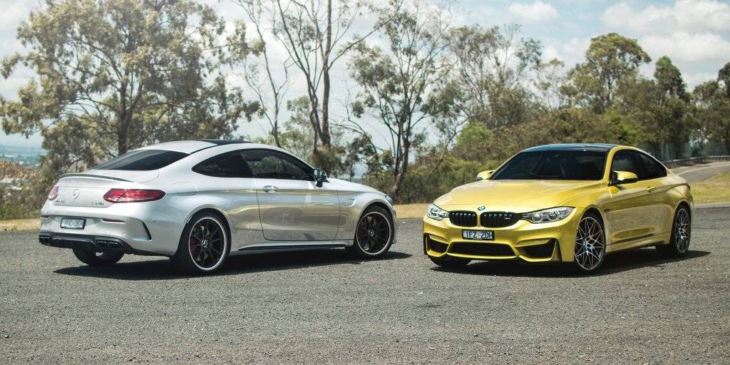 2016 BMW M4 vs 2016 Mercedes-AMG C63 S Coupe | 인스티즈