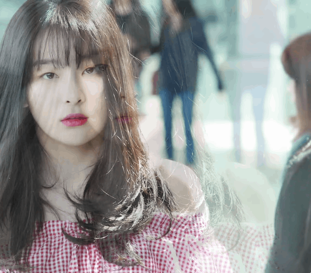 [레드벨벳] 아련아련한 느낌의 공항 슬기 | 인스티즈