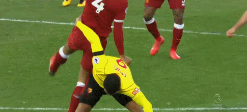 반다이크 지탱해주는 트로이 디니.gif | 인스티즈