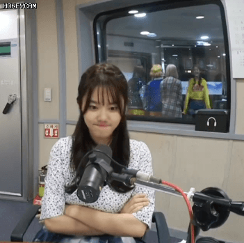 다른 걸그룹에게 관심 뺏기자 질투하는 소혜 | 인스티즈