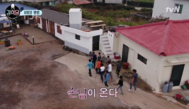 씨름 후배들이 와서 신난 강호동 | 인스티즈