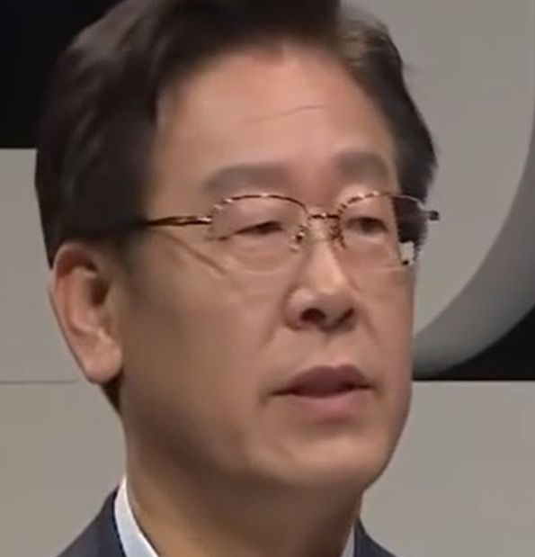 이재명한테 처참히 털리는 박근혜키즈 이준석.jpg | 인스티즈