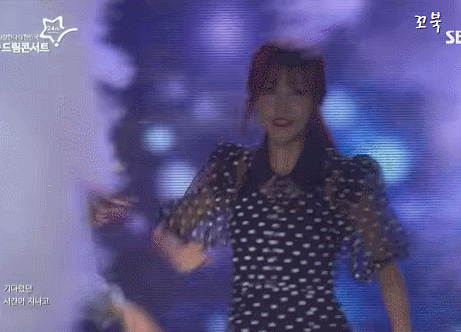 2018 드림콘서트 여자친구.gif | 인스티즈