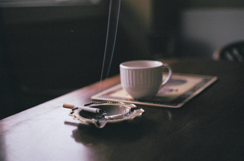  나는 낯선 사람이 되어 너를 떠났고 너는 나를 떠나 낯선 사람이 되었다 | 인스티즈