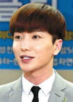 홍보대사 가수 이특 "깨끗한 인터넷 모바일 위해 노력할게요"+)중학생이 이특에게 악플 단 이유 | 인스티즈