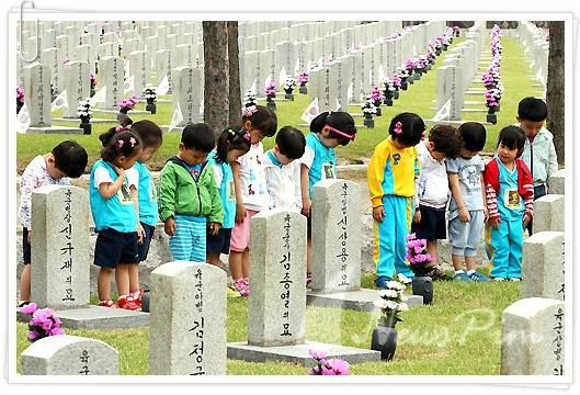 현충일 오전 10시에 묵념 사이렌 소리 울리는거 알았다 vs 몰랐다 | 인스티즈