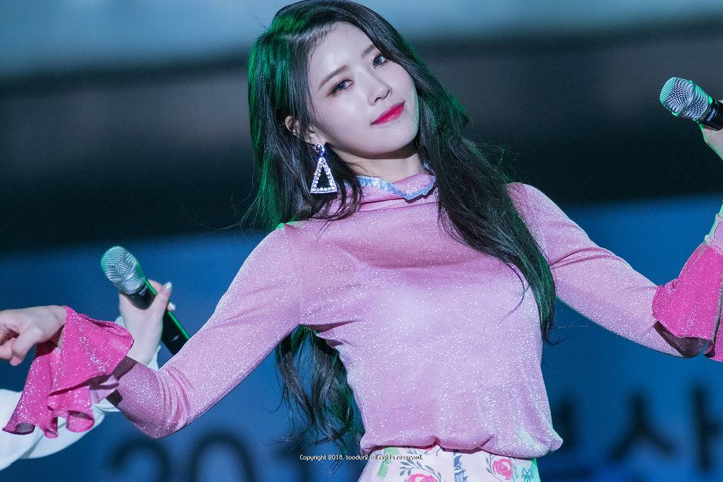  러블리즈 미주...핑크...꽃무늬... | 인스티즈