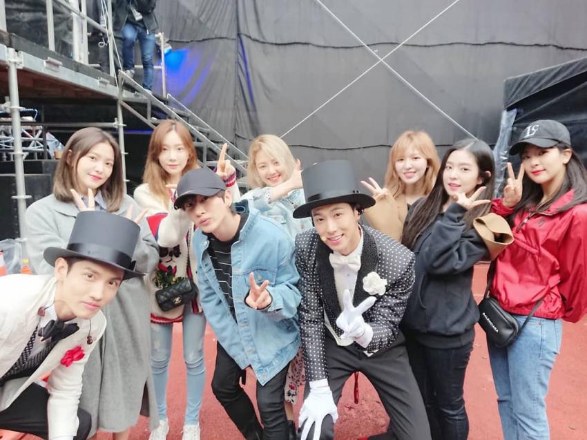 동방신기 콘서트 보러간 태연 .jpg | 인스티즈