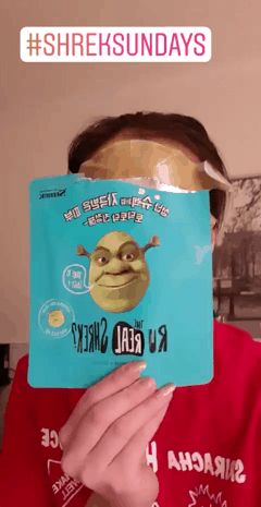 슈렉 마스크팩 하는 민유라.GIF | 인스티즈