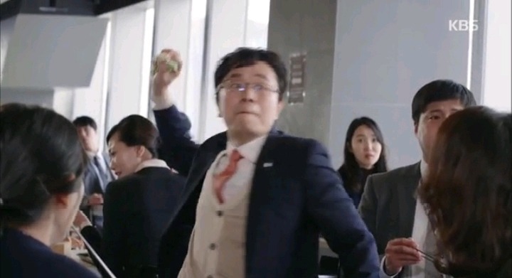 드라마 김과장 회계부 VS경리부 역대급 식당 혈투씬 (대환장) | 인스티즈