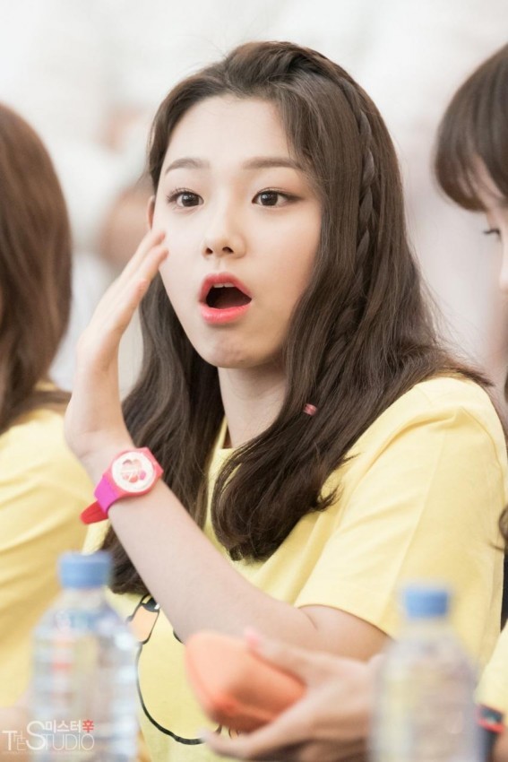 점점 더 귀여워지고 있는 미나.ioi | 인스티즈