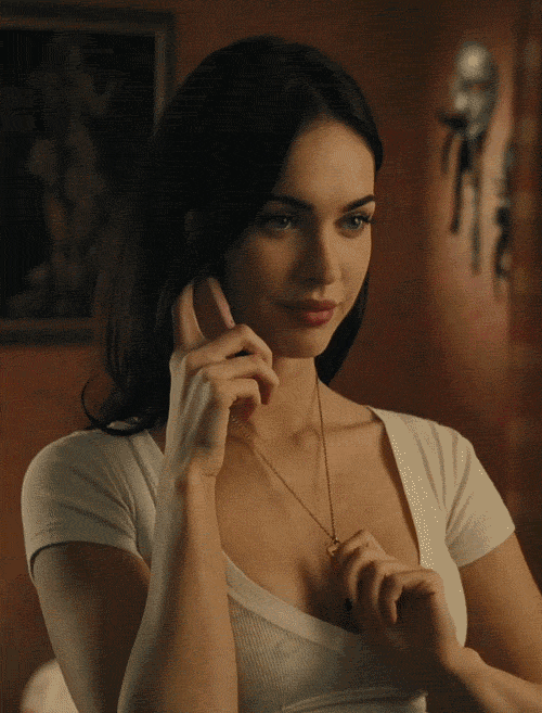 레전드로 남을 메간폭스 주유하는 모습 | 인스티즈