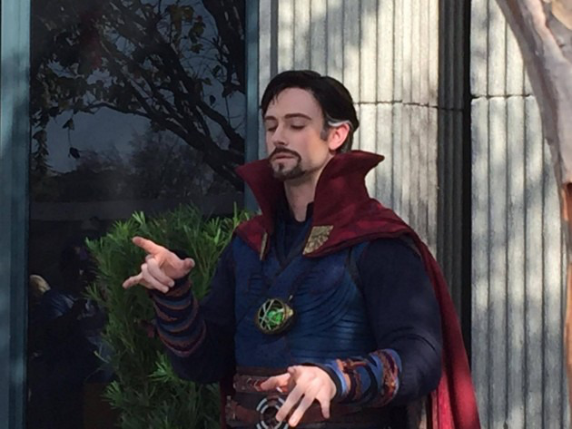 디즈니랜드 닥터스트레인지 & 로키.jpg | 인스티즈