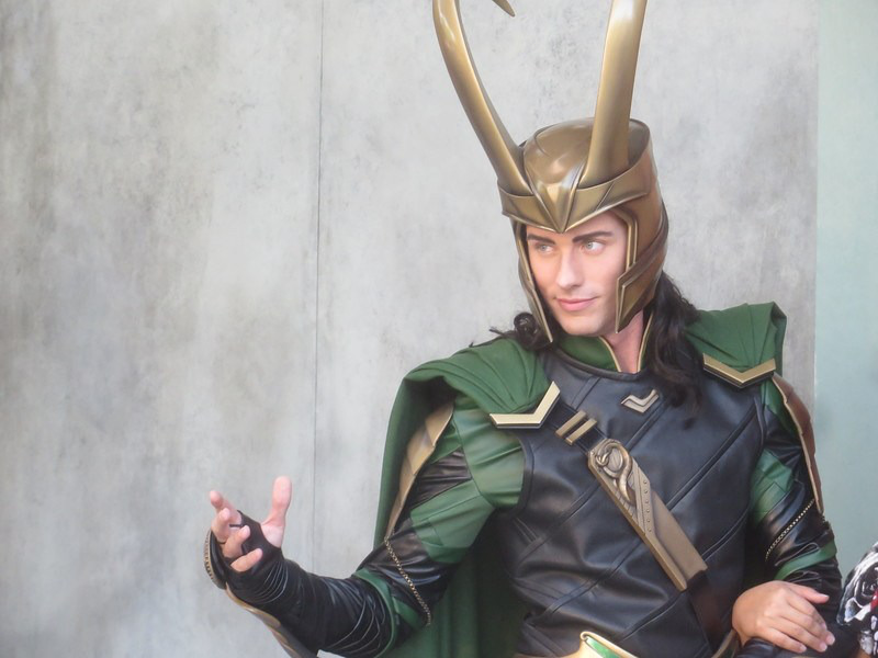 디즈니랜드 닥터스트레인지 & 로키.jpg | 인스티즈