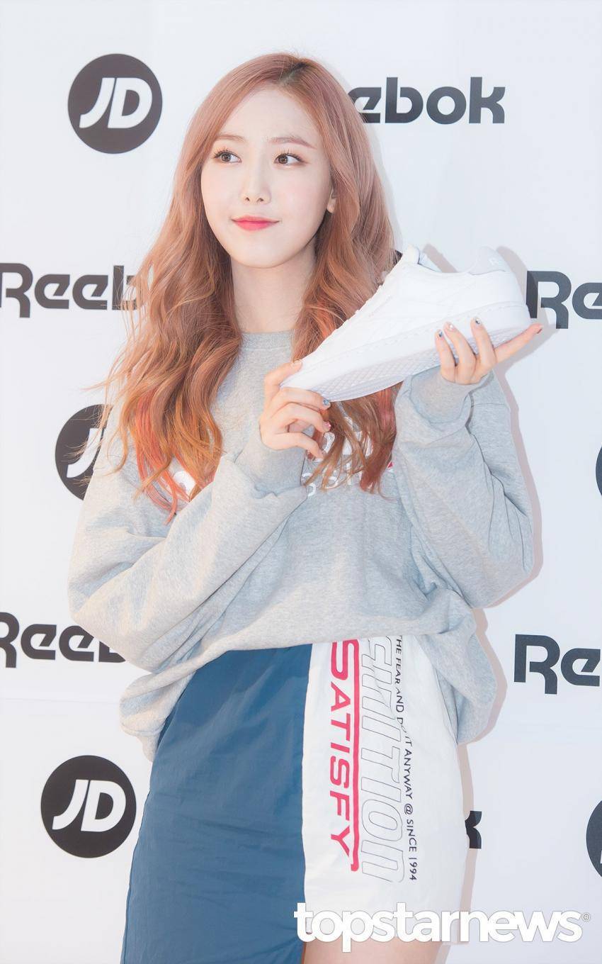 날씨가 너무 좋아서 쓰는 여자친구 신비.jpg.gif | 인스티즈