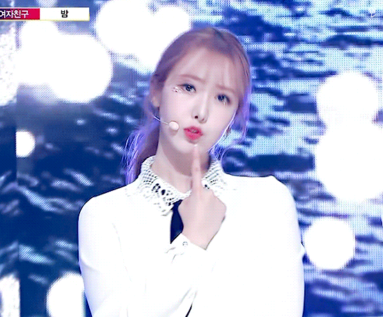 날씨가 너무 좋아서 쓰는 여자친구 신비.jpg.gif | 인스티즈