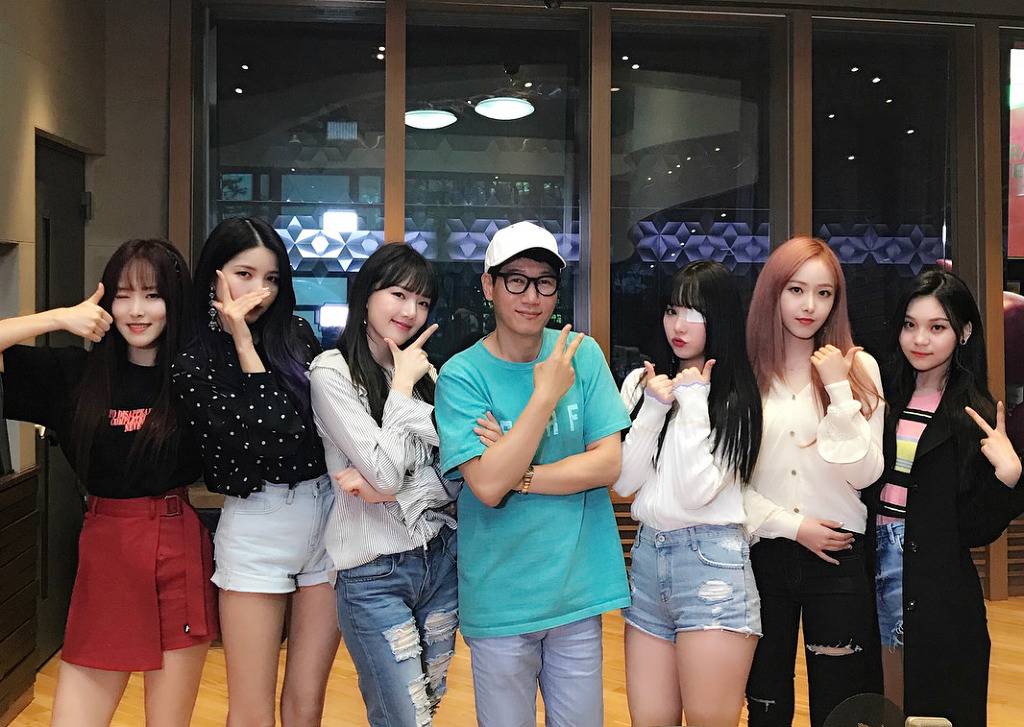 아이스버킷 참여하면 좋겠어서 여자친구.jpg.gif.미모 실화?! | 인스티즈