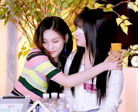 아이스버킷 참여하면 좋겠어서 여자친구.jpg.gif.미모 실화?! | 인스티즈