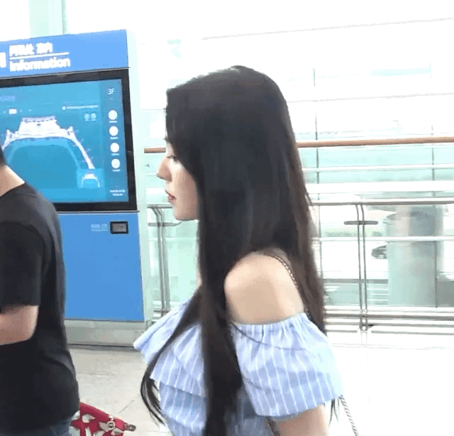 고개돌리는 아이린.gif | 인스티즈