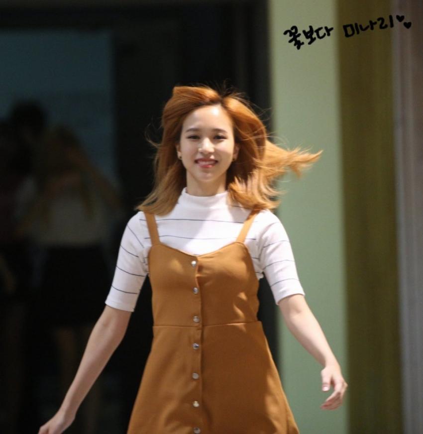 트와이스 인기투표... 미나가 인기가 없나봐요...ㅠ.ㅠ | 인스티즈