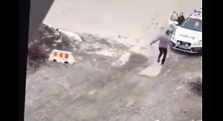 스웨덴 여경 수준.gif | 인스티즈