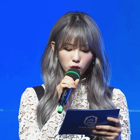 180601 OGN 클래시로얄 리포터 우주소녀 루다.gif | 인스티즈